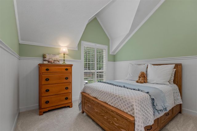 5710 Redwood River Drive, Kingwood, TX 77345