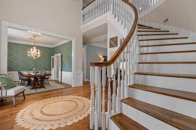 5710 Redwood River Drive, Kingwood, TX 77345