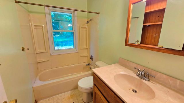515 7th Ave NE, Pine City, MN 55063