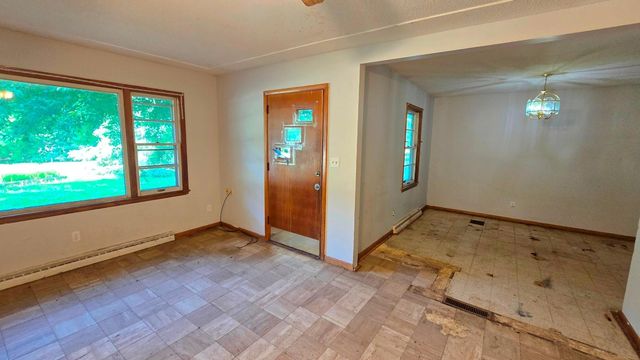 515 7th Ave NE, Pine City, MN 55063