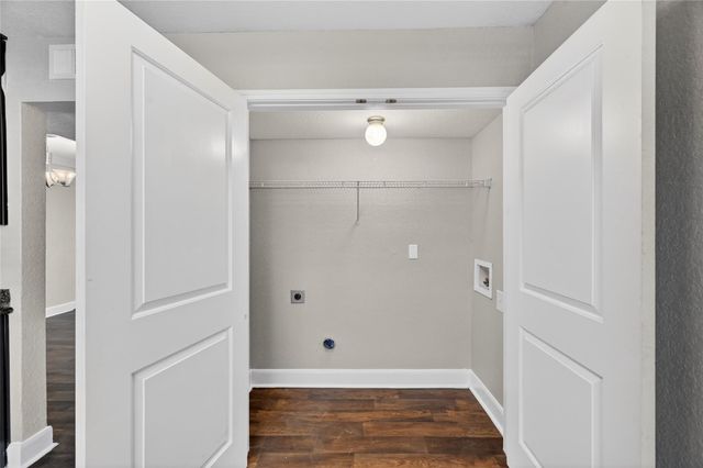 4101 Nasa Parkway Parkway 352, Larga Vista, TX 77586