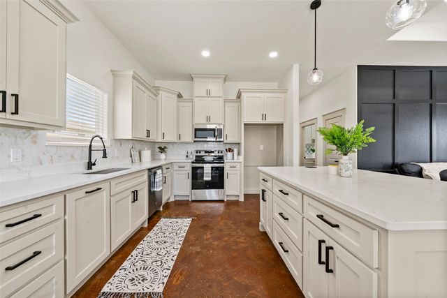 1512 Holly Vista Street, Waco, TX 76711