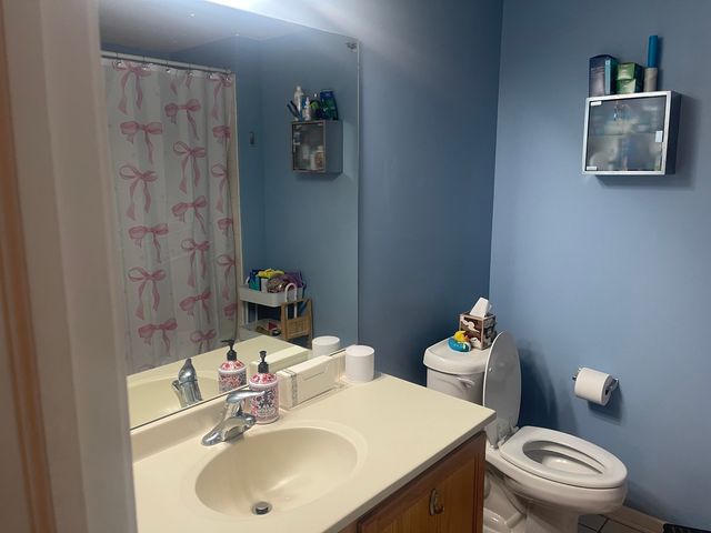 6400 N NORTHWEST Highway 211, Chicago, IL 60631