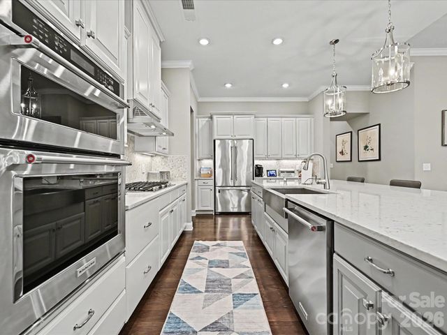 101 Enclave Boulevard, Matthews, NC 28104