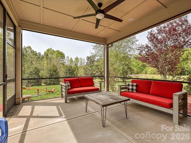 101 Enclave Boulevard, Matthews, NC 28104