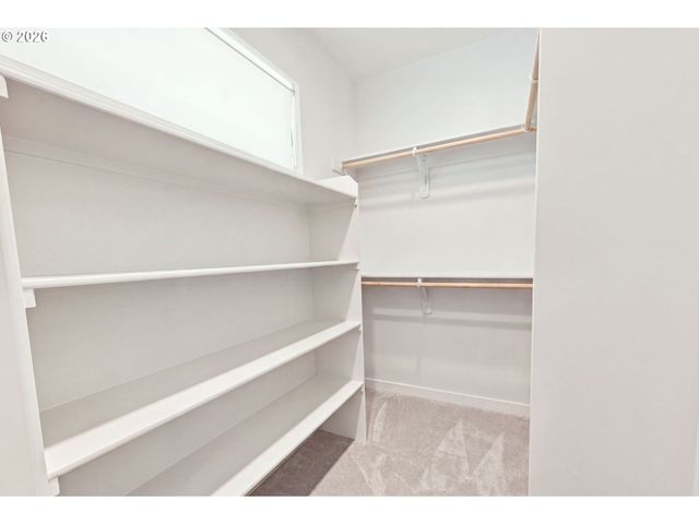170 Sw LANCASTER Ct, Troutdale, OR 97060