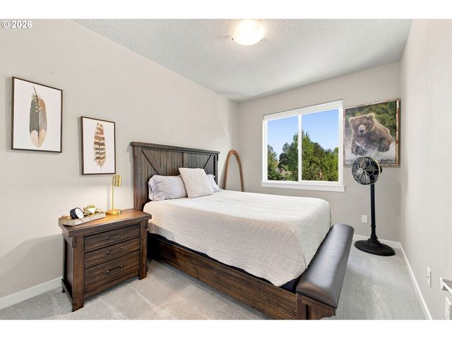 170 Sw LANCASTER Ct, Troutdale, OR 97060