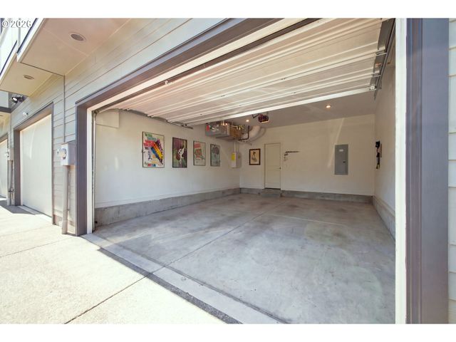 170 Sw LANCASTER Ct, Troutdale, OR 97060
