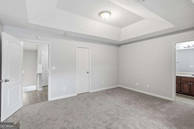 8642 Thomas Lane, Riverdale, GA 30274