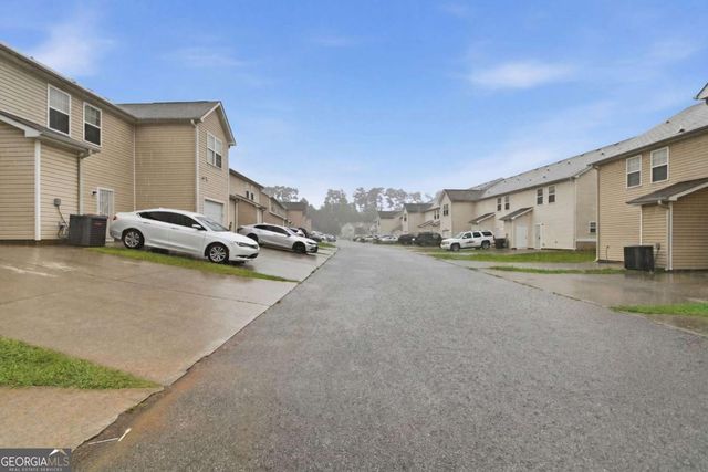 8642 Thomas Lane, Riverdale, GA 30274