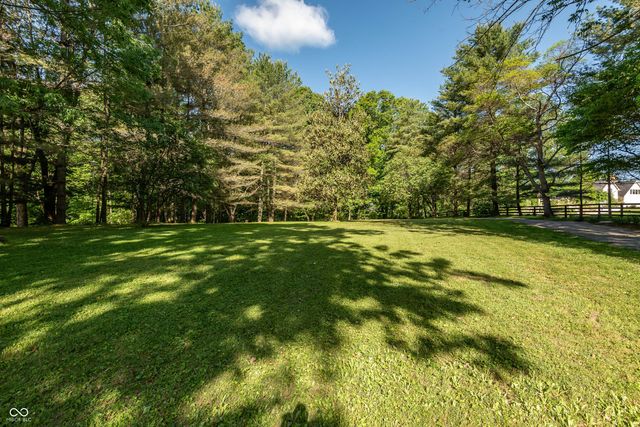 2557 S Smith Road, Bloomington, IN 47401