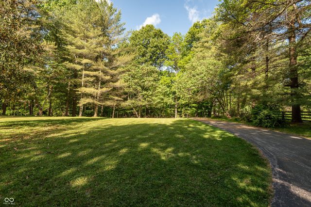 2557 S Smith Road, Bloomington, IN 47401