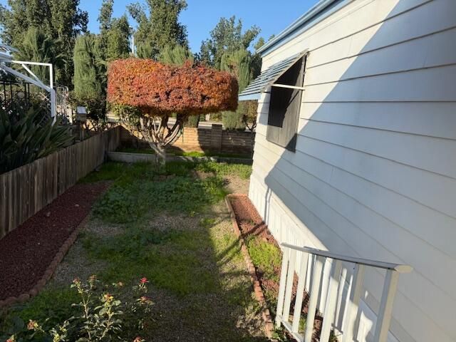 2627 W Midvalley Avenue 55, Visalia, CA 93277