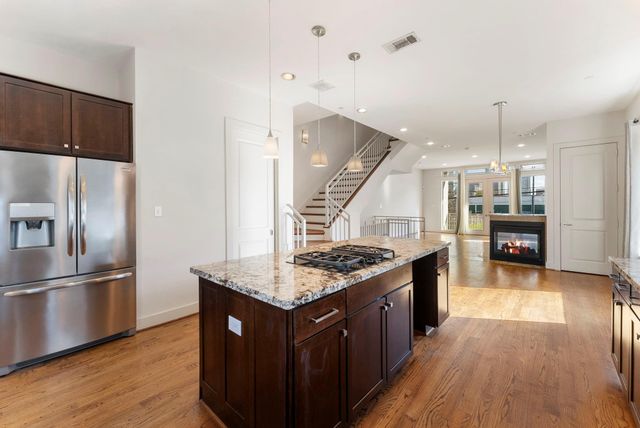 1616 Edwards Street A, Houston, TX 77007