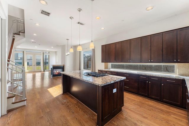 1616 Edwards Street A, Houston, TX 77007