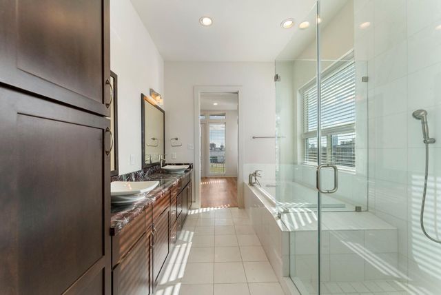 1616 Edwards Street A, Houston, TX 77007