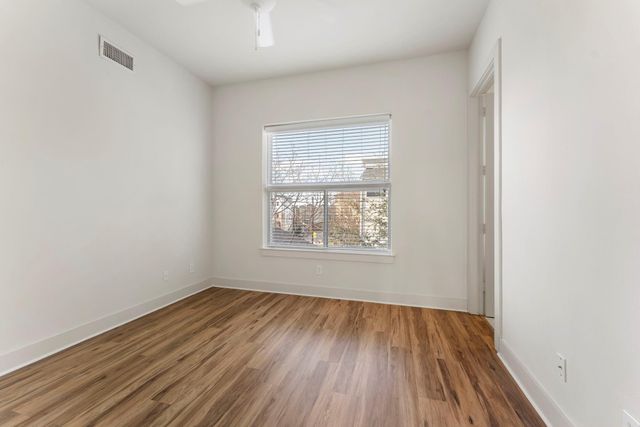 1616 Edwards Street A, Houston, TX 77007