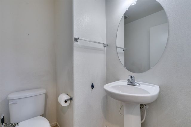 9557 Green Spruce Street, Las Vegas, NV 89123