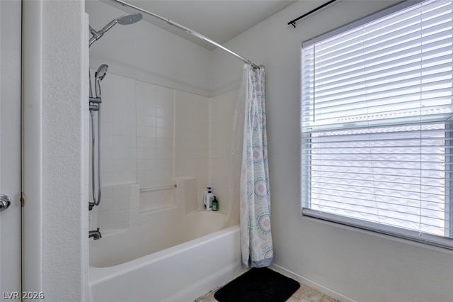 9557 Green Spruce Street, Las Vegas, NV 89123