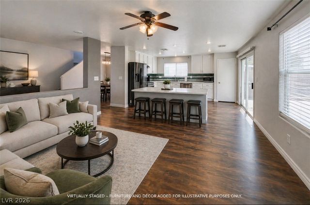 9557 Green Spruce Street, Las Vegas, NV 89123