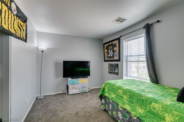 9557 Green Spruce Street, Las Vegas, NV 89123