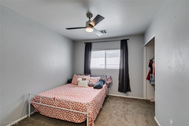 9557 Green Spruce Street, Las Vegas, NV 89123