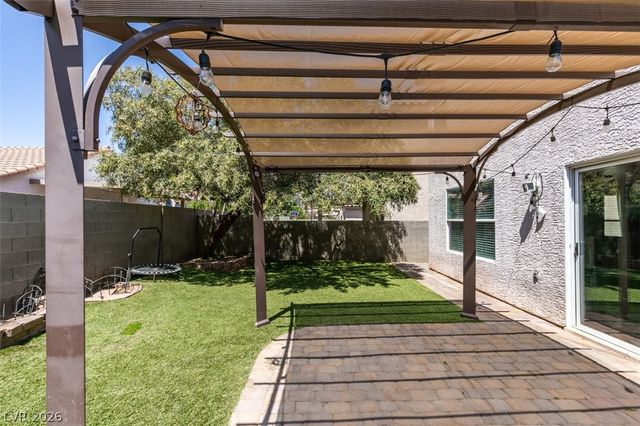 9557 Green Spruce Street, Las Vegas, NV 89123