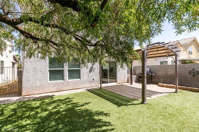 9557 Green Spruce Street, Las Vegas, NV 89123