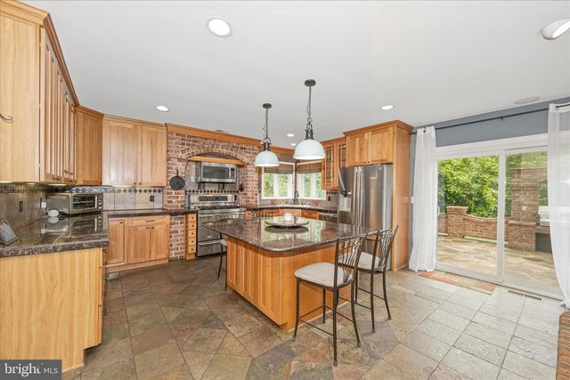 18400 NEW CUT RD, Mount Airy, MD 21771