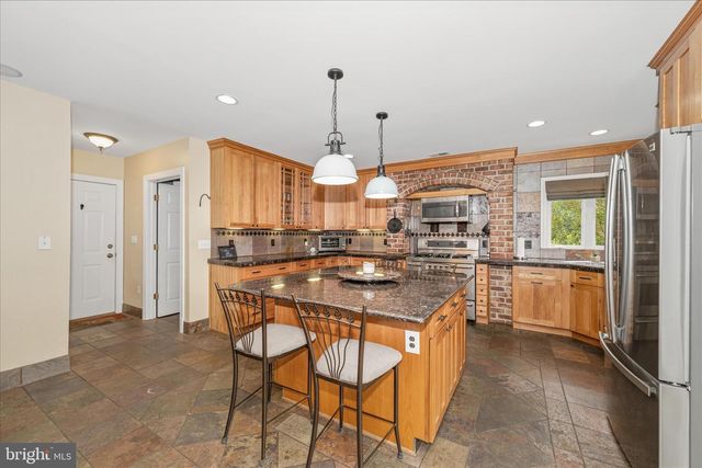 18400 NEW CUT RD, Mount Airy, MD 21771