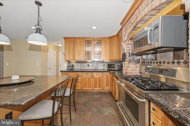 18400 NEW CUT RD, Mount Airy, MD 21771