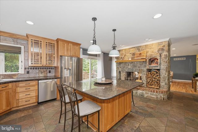 18400 NEW CUT RD, Mount Airy, MD 21771
