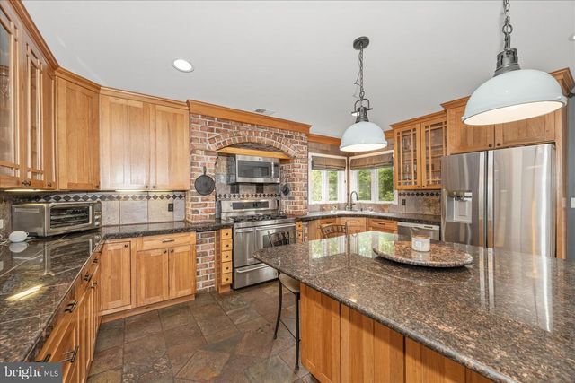 18400 NEW CUT RD, Mount Airy, MD 21771