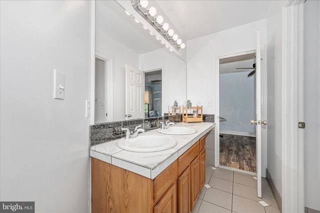 18400 NEW CUT RD, Mount Airy, MD 21771
