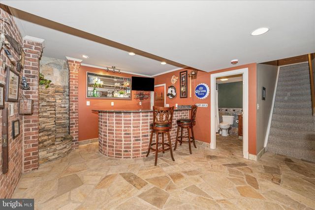 18400 NEW CUT RD, Mount Airy, MD 21771