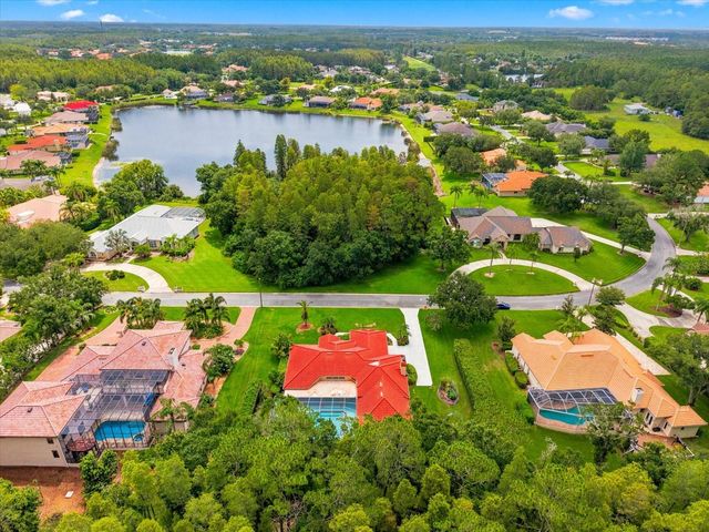 18621 AVENUE CAPRI, Lutz, FL 33558