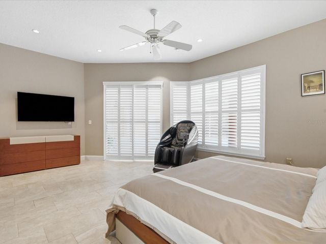 18621 AVENUE CAPRI, Lutz, FL 33558