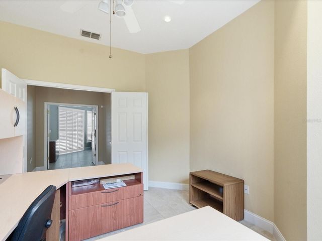 18621 AVENUE CAPRI, Lutz, FL 33558