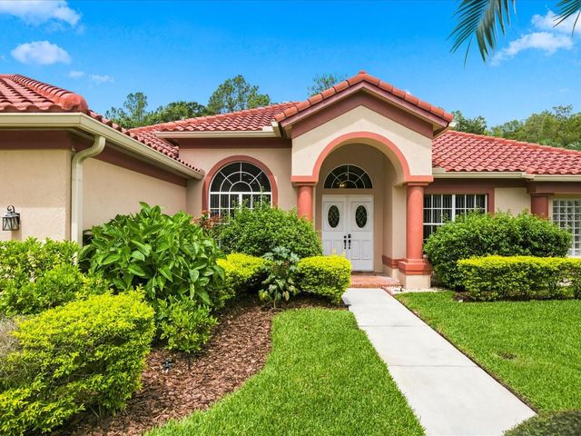 18621 AVENUE CAPRI, Lutz, FL 33558
