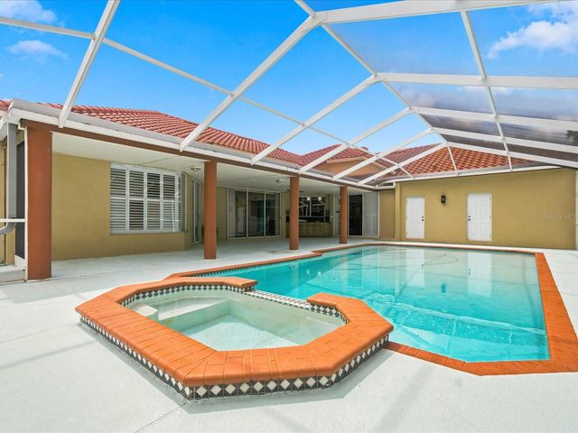 18621 AVENUE CAPRI, Lutz, FL 33558