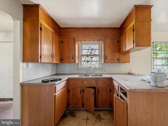 46 HARROW PL, Charles Town, WV 25414
