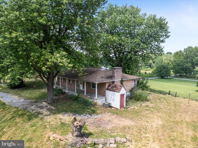 46 HARROW PL, Charles Town, WV 25414