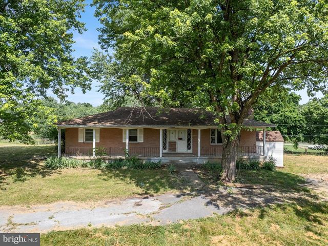46 HARROW PL, Charles Town, WV 25414