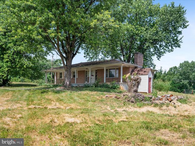 46 HARROW PL, Charles Town, WV 25414