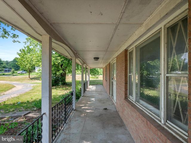 46 HARROW PL, Charles Town, WV 25414