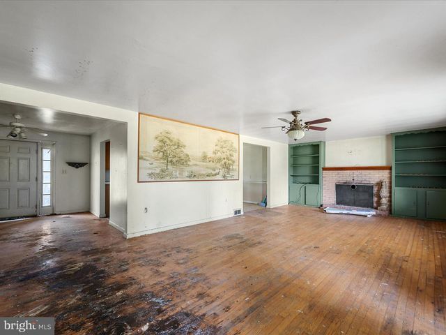 46 HARROW PL, Charles Town, WV 25414