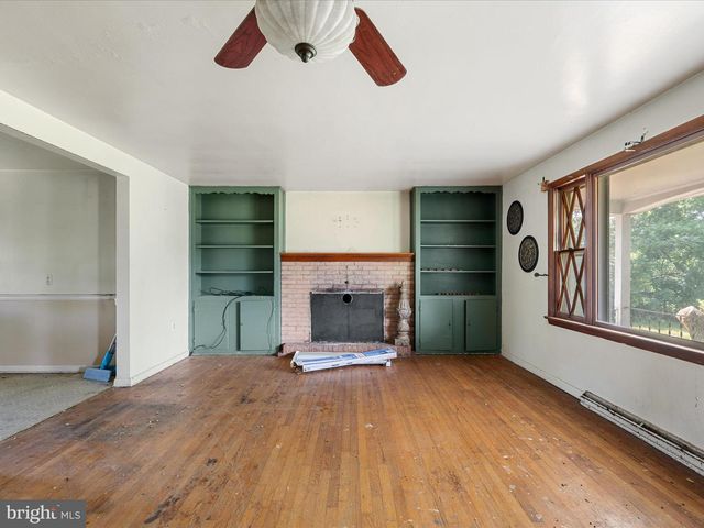 46 HARROW PL, Charles Town, WV 25414