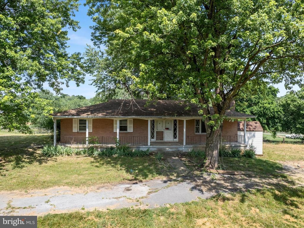 46 HARROW PL, Charles Town, WV 25414