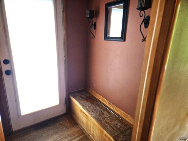 937 HARNEY, Custer, SD 57730