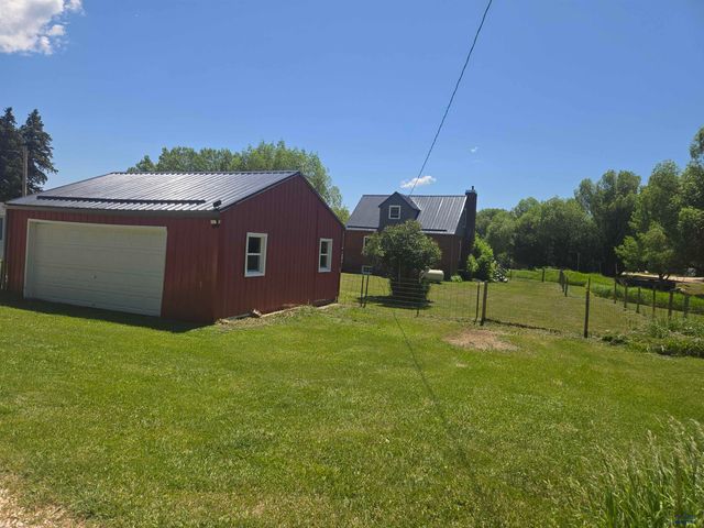 937 HARNEY, Custer, SD 57730